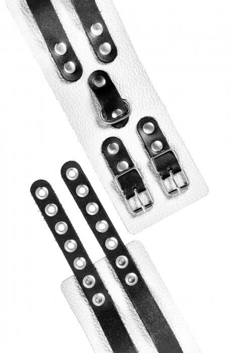 Бело-черные оковы с двумя ремешками и люверсами - Pecado - купить с доставкой в Рыбинске